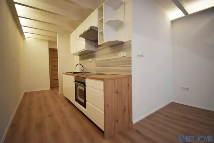 Pronájem bytu 3+kk, Teplice, Českobratrská, 70 m2