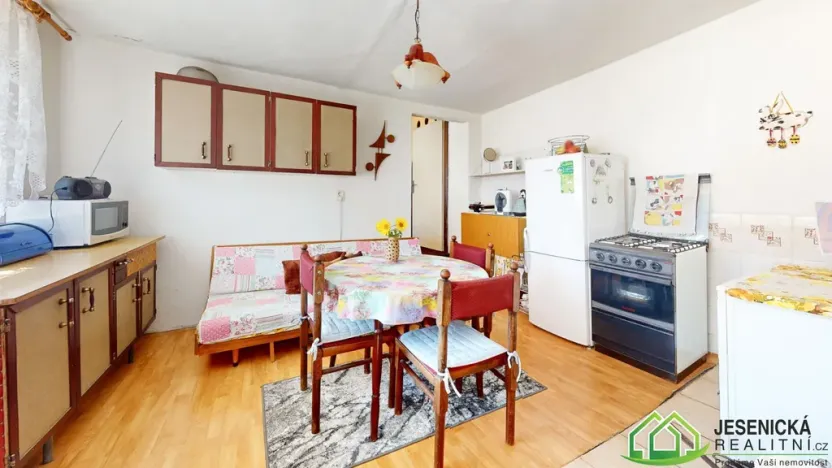 Prodej rodinného domu, Kobylá nad Vidnavkou, 240 m2