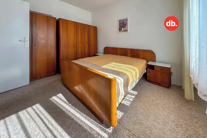 Prodej bytu 2+1, Nová Role, Rolavská, 54 m2