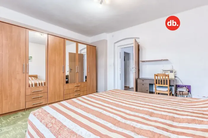 Prodej rodinného domu, Kyselka, 230 m2