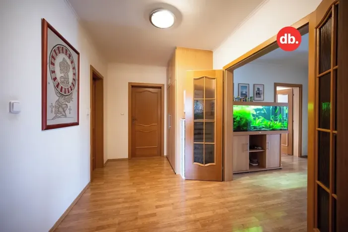 Prodej rodinného domu, Karlovy Vary, Vančurova, 260 m2
