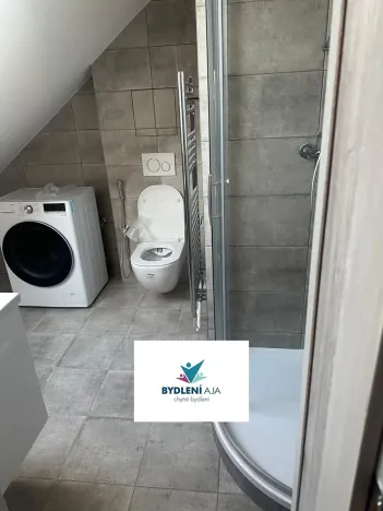 Pronájem rodinného domu, Praha - Smíchov, Peroutkova, 60 m2
