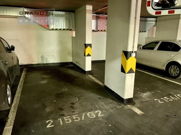 Pronájem bytu 1+kk, Praha - Vysočany, Poděbradská, 43 m2