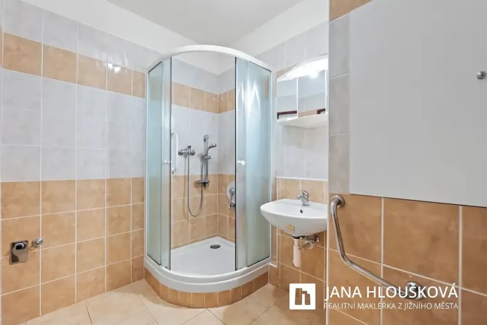 Prodej bytu 3+1, Praha - Chodov, Jažlovická, 73 m2