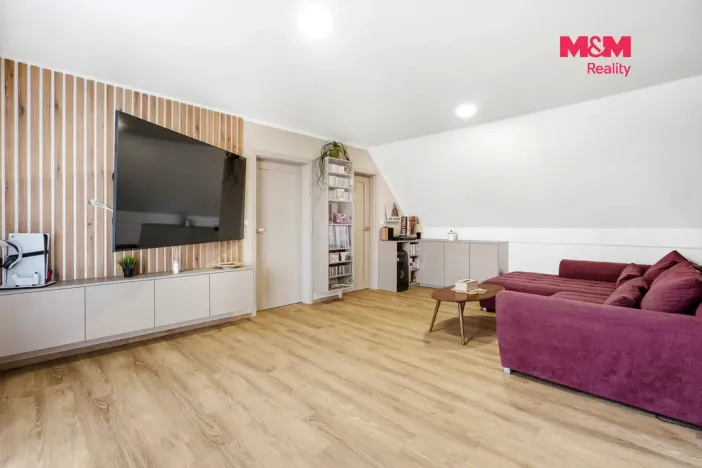 Prodej bytu 3+1, Nehvizdy, Gabčíkova, 67 m2