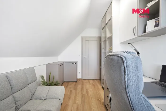 Prodej bytu 3+1, Nehvizdy, Gabčíkova, 67 m2