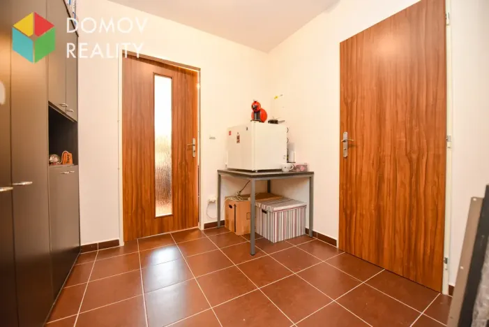 Pronájem kanceláře, Chrášťany, Oranžová, 26 m2