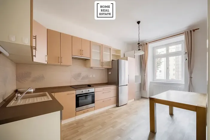 Pronájem bytu 2+kk, Praha - Vinohrady, Korunní, 79 m2