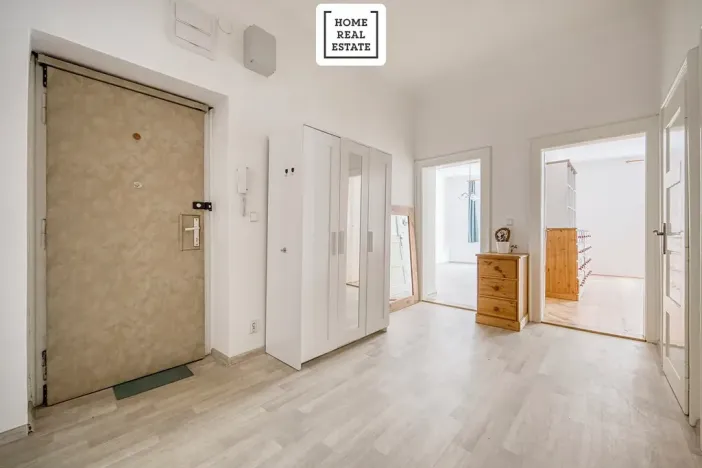 Pronájem bytu 2+kk, Praha - Vinohrady, Korunní, 79 m2