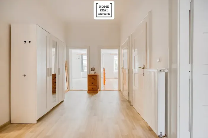Pronájem bytu 2+kk, Praha - Vinohrady, Korunní, 79 m2
