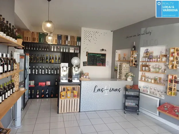 Pronájem obchodního prostoru, Vyškov - Vyškov-Město, náměstí Čsl. armády, 92 m2
