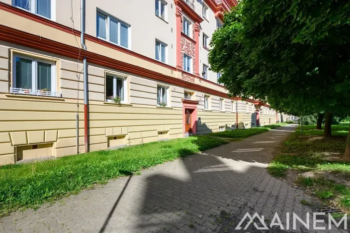 Pronájem bytu 2+kk, Plzeň, Francouzská třída, 39 m2