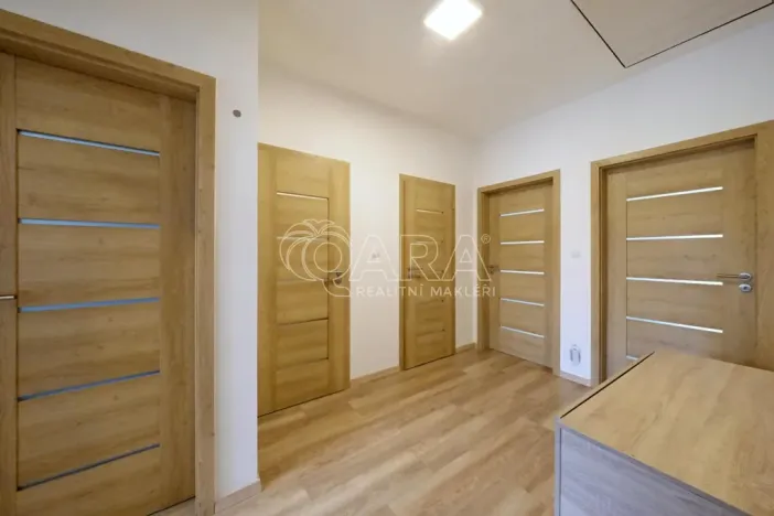 Pronájem rodinného domu, Postřižín, Na Stráni, 80 m2