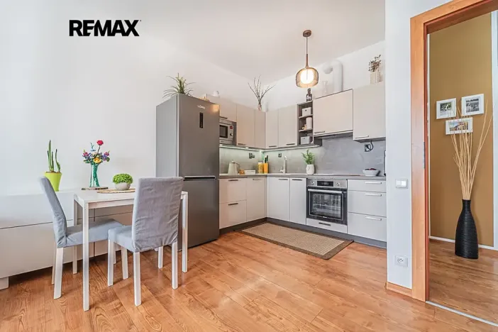 Pronájem bytu 2+kk, Slaný, Kybalova, 56 m2