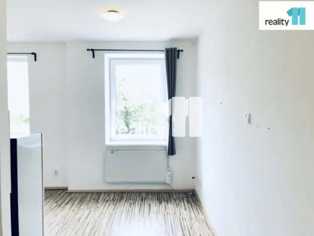 Prodej bytu 1+kk, Praha - Hrdlořezy, Českobrodská, 24 m2