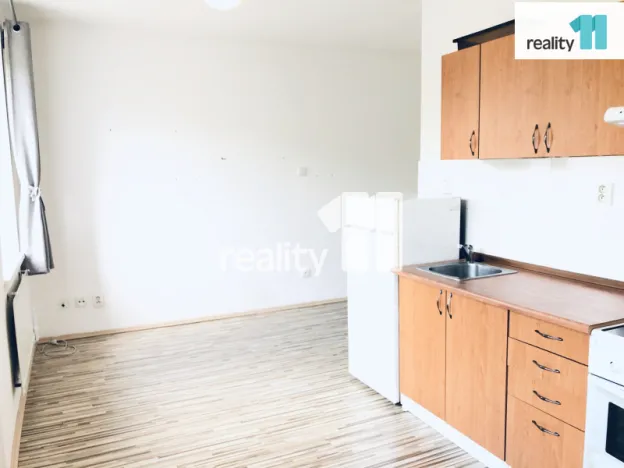 Prodej bytu 1+kk, Praha - Hrdlořezy, Českobrodská, 24 m2