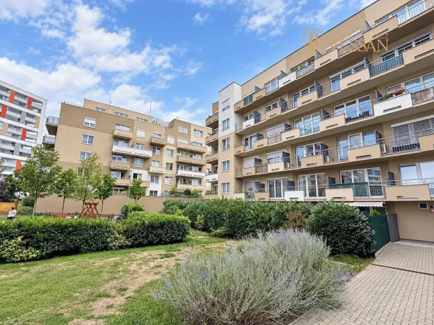 Prodej bytu 1+kk, Praha - Horní Měcholupy, Mantovská, 31 m2