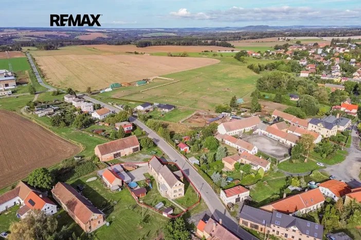 Prodej rodinného domu, Pernarec, 220 m2