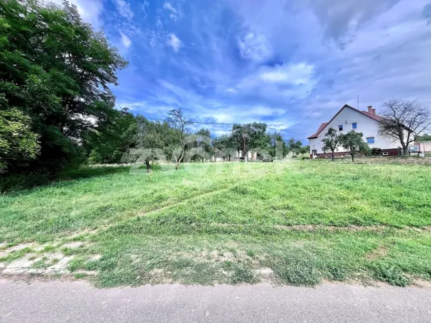 Prodej pozemku pro bydlení, Boršice, 2044 m2