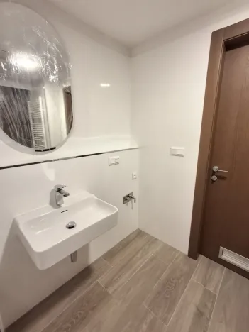 Pronájem bytu 2+kk, Teplice, Novoveská, 48 m2