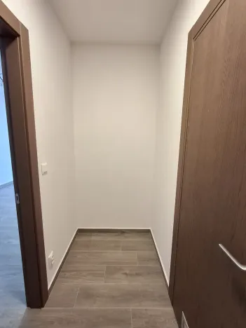 Pronájem bytu 2+kk, Teplice, Novoveská, 48 m2