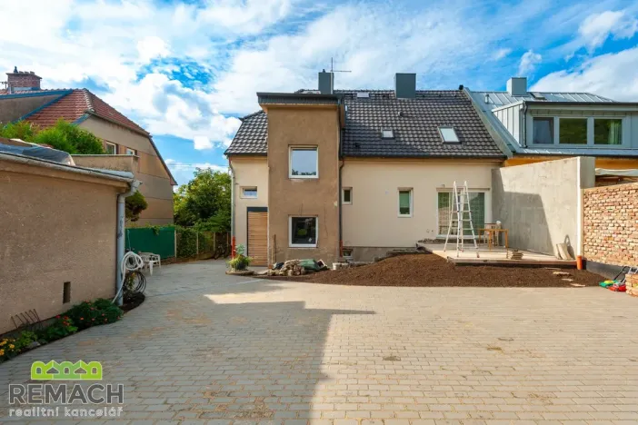 Pronájem bytu 2+kk, Uherské Hradiště - Mařatice, Sokolovská, 42 m2