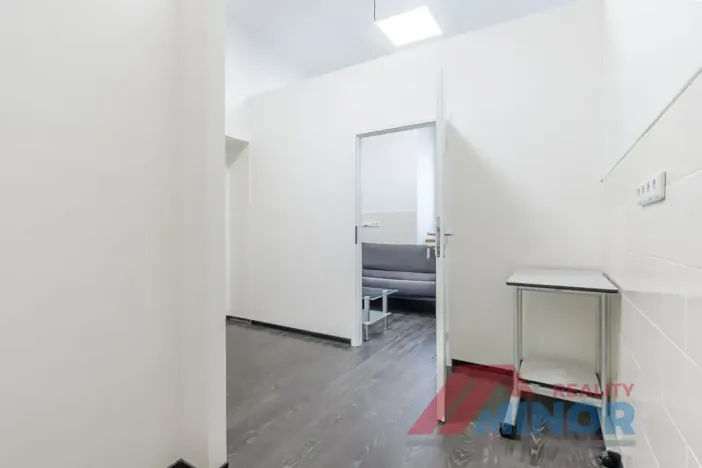Pronájem ordinace, Slaný, Masarykovo náměstí, 69 m2