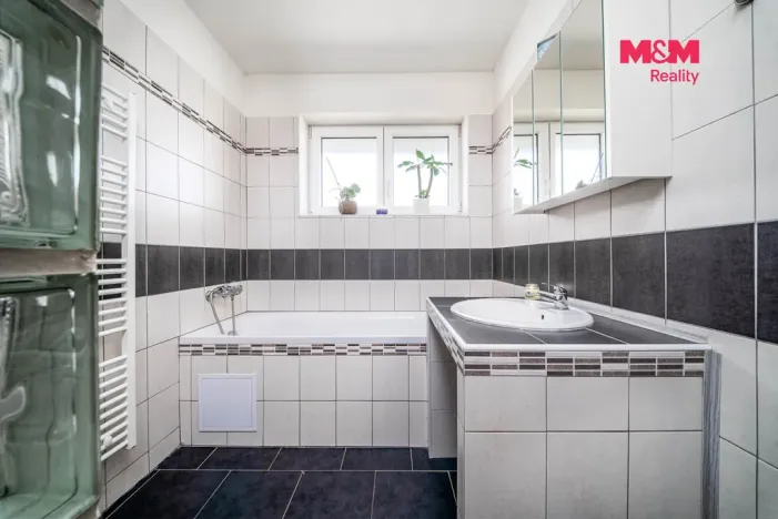 Prodej rodinného domu, Chleby, Járy Cimrmana, 104 m2