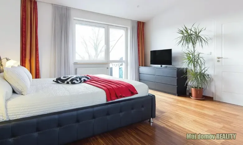 Prodej bytu 4+kk, Praha - Horní Počernice, U věže, 146 m2