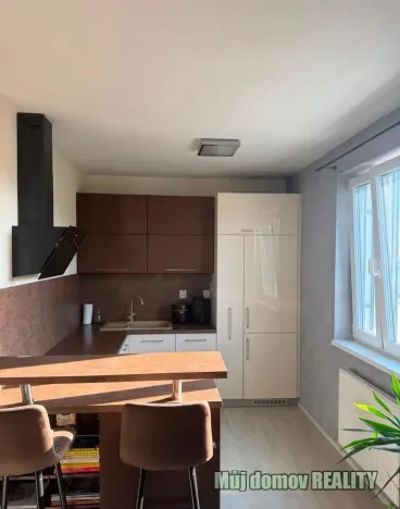 Pronájem bytu 2+kk, Praha - Sobín, Želetická, 54 m2