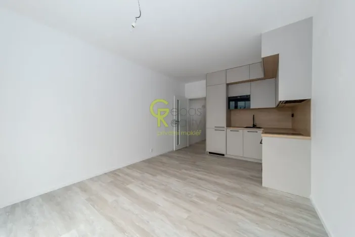 Pronájem bytu 1+kk, Praha - Kbely, Mladoboleslavská, 27 m2