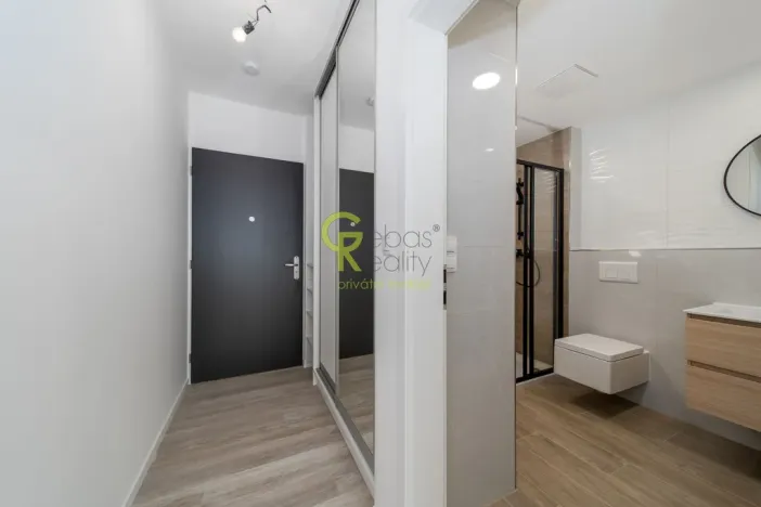 Pronájem bytu 1+kk, Praha - Kbely, Mladoboleslavská, 27 m2