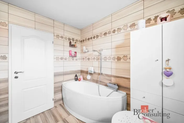 Prodej rodinného domu, Plzeň - Újezd, třída Vojtěcha Rojíka, 322 m2