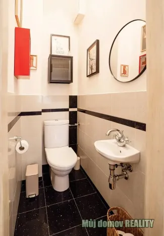 Pronájem bytu 3+1, Praha - Vyšehrad, Svobodova, 97 m2