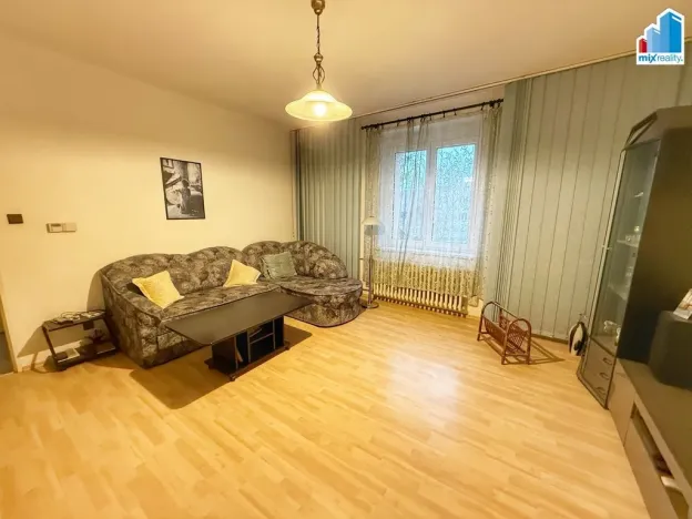 Pronájem bytu 3+1, Plzeň, Guldenerova, 78 m2
