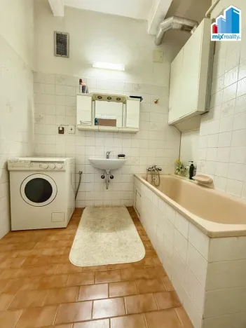 Pronájem bytu 3+1, Plzeň, Guldenerova, 78 m2