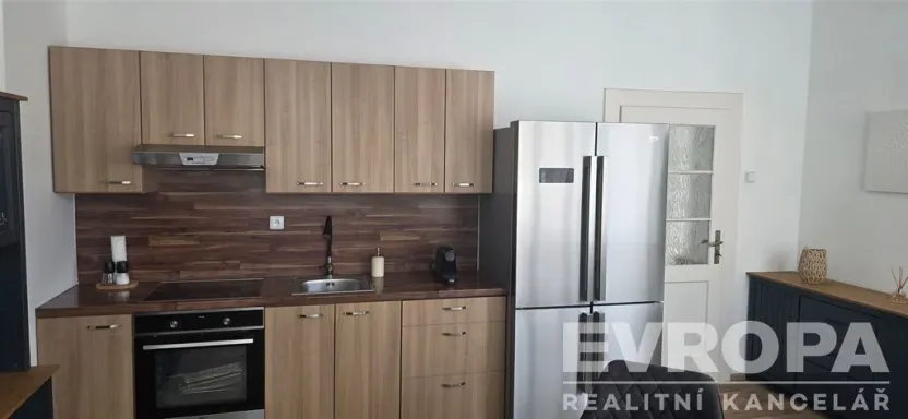 Pronájem bytu 1+1, Kolín - Kolín IV, Školská, 45 m2