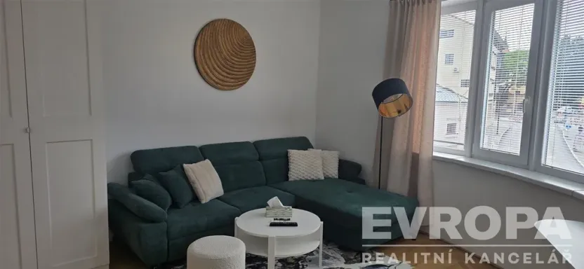 Pronájem bytu 1+1, Kolín - Kolín IV, Školská, 45 m2