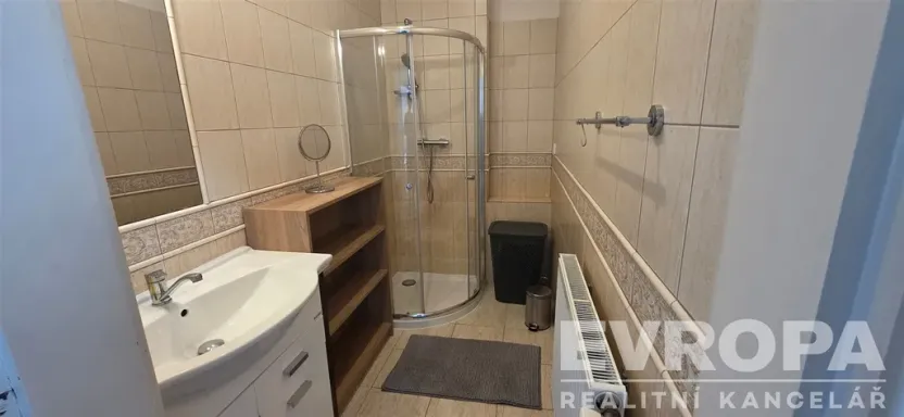 Pronájem bytu 1+1, Kolín - Kolín IV, Školská, 45 m2
