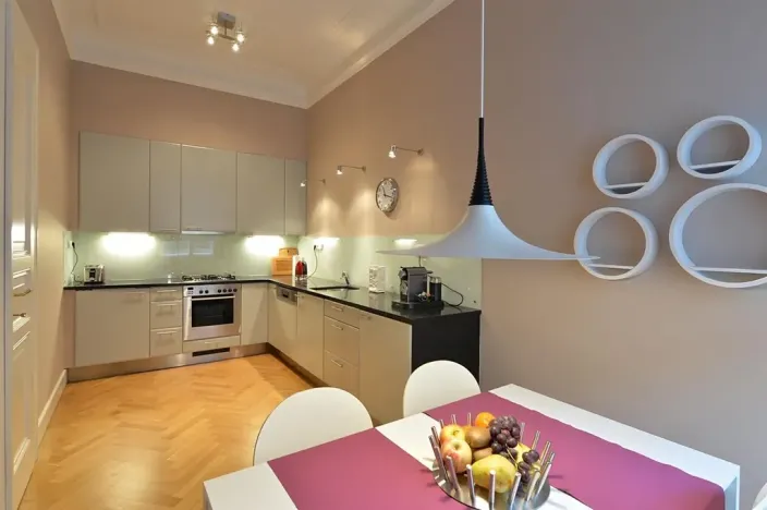Pronájem bytu 2+1, Praha - Nové Město, Truhlářská, 72 m2