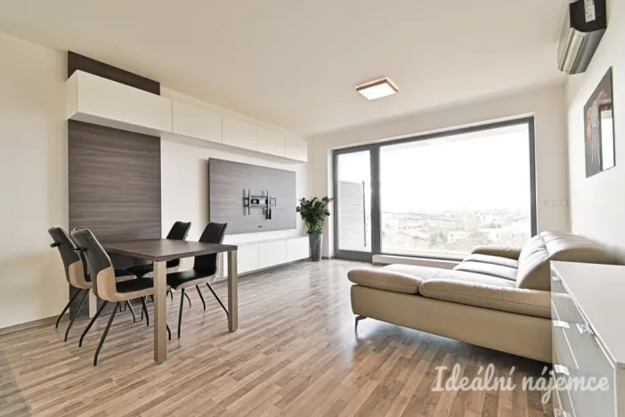 Pronájem bytu 2+kk, Brno - Sadová, Menšíkova, 60 m2