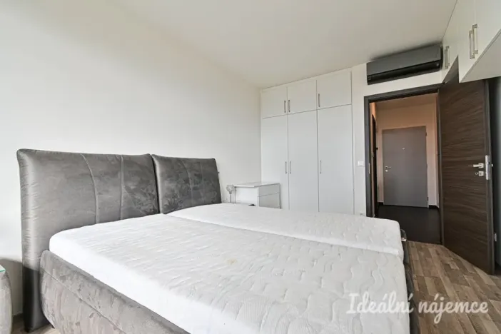 Pronájem bytu 2+kk, Brno - Sadová, Menšíkova, 60 m2