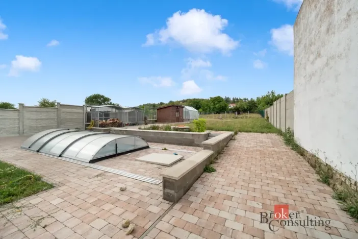 Prodej rodinného domu, Pozořice, U školy, 466 m2
