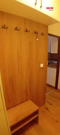 Pronájem bytu 2+kk, Dvůr Králové nad Labem, nábřeží Benešovo, 36 m2