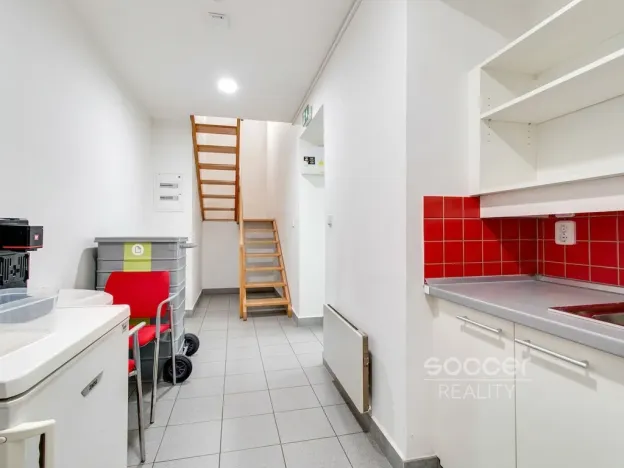 Pronájem obchodního prostoru, Praha - Dejvice, Jugoslávských partyzánů, 58 m2