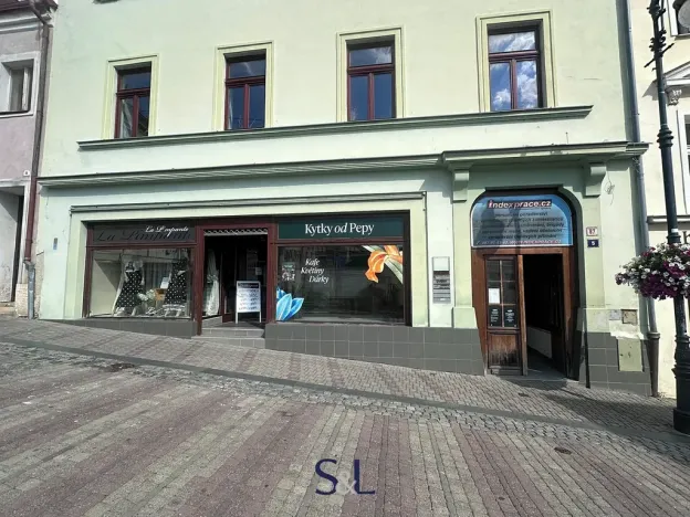 Pronájem obchodního prostoru, Česká Lípa, Jindřicha z Lipé, 33 m2