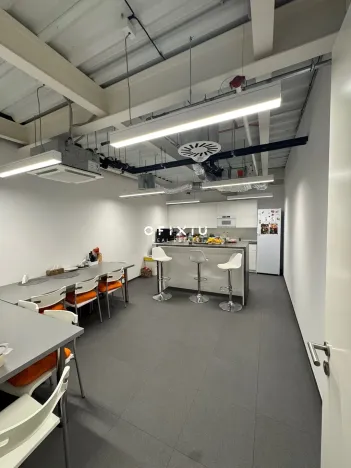 Pronájem kanceláře, Brno, Lazaretní, 150 m2