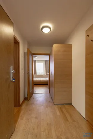 Pronájem bytu 1+kk, Praha - Žižkov, Kališnická, 32 m2