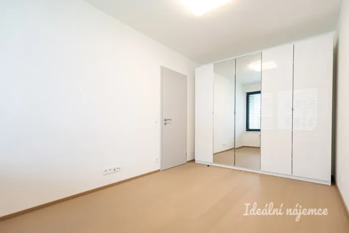 Pronájem bytu 2+kk, Praha - Dolní Chabry, Za Pískovnou, 52 m2