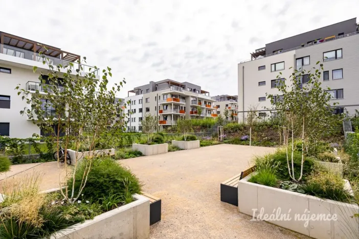 Pronájem bytu 2+kk, Praha - Dolní Chabry, Za Pískovnou, 52 m2